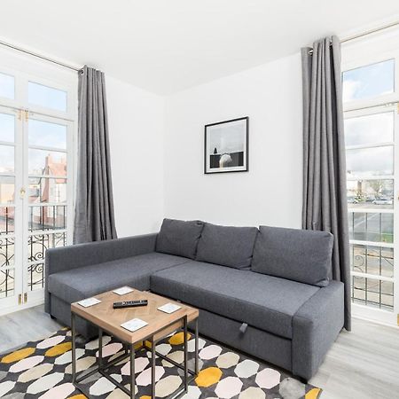 Marvel Apartments レミントンスパー エクステリア 写真