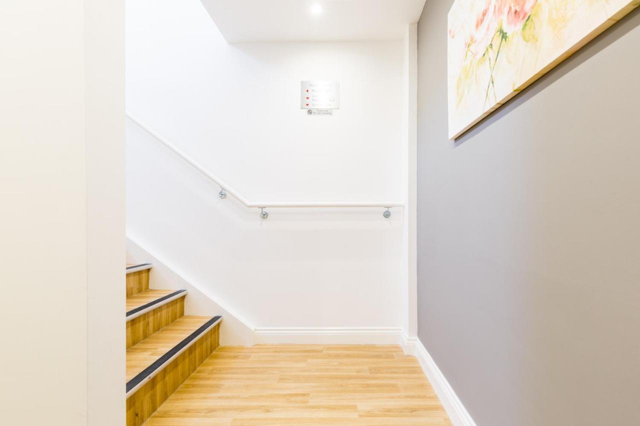 Marvel Apartments レミントンスパー エクステリア 写真