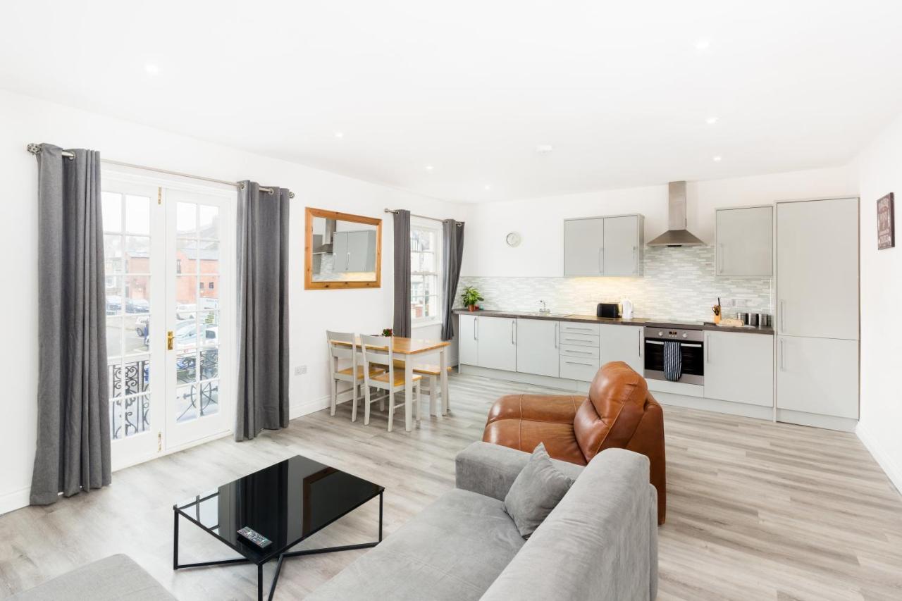 Marvel Apartments レミントンスパー エクステリア 写真