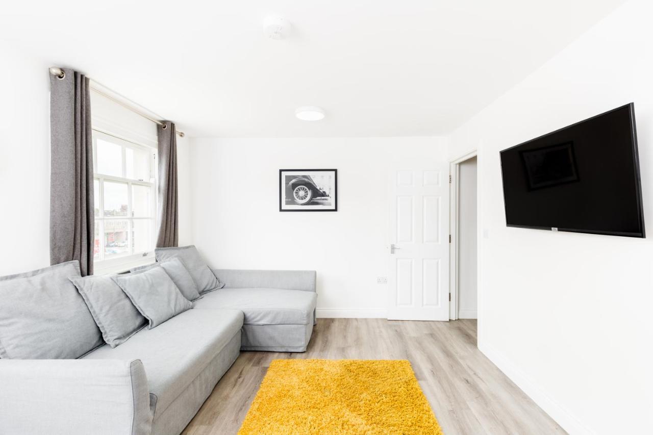 Marvel Apartments レミントンスパー 部屋 写真