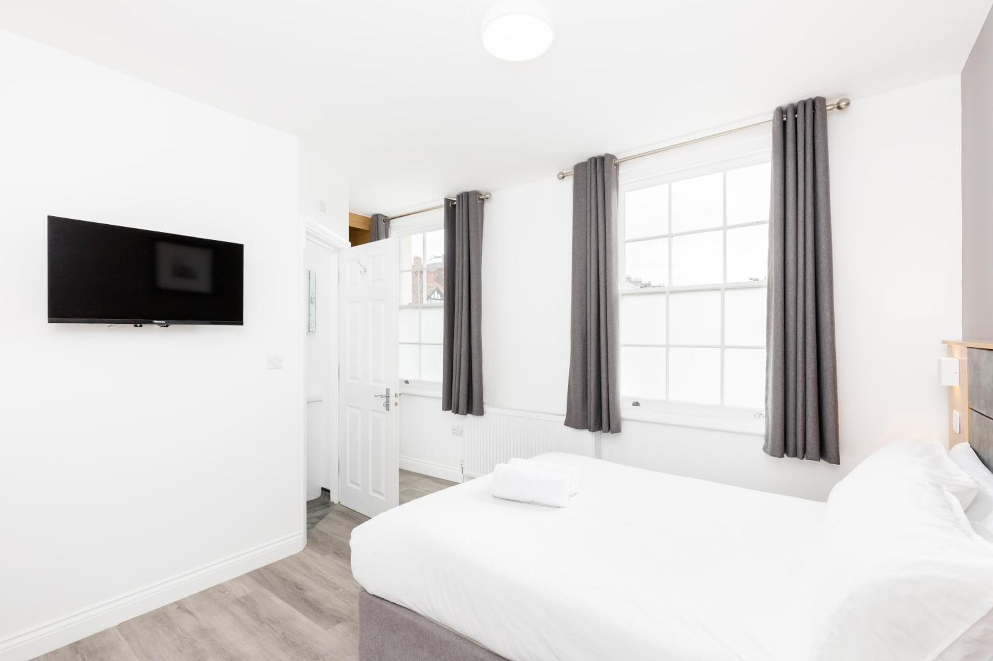 Marvel Apartments レミントンスパー 部屋 写真