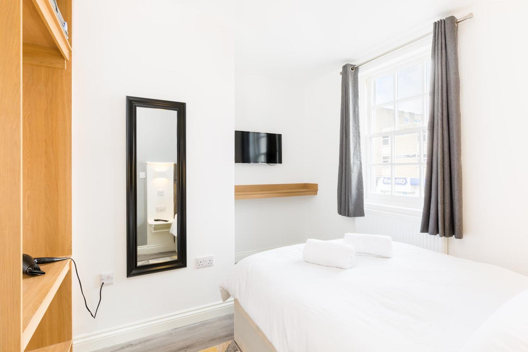 Marvel Apartments レミントンスパー 部屋 写真
